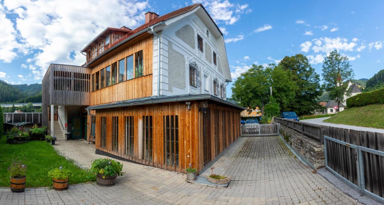 Herberg Altes Hammerherrenhaus 3*